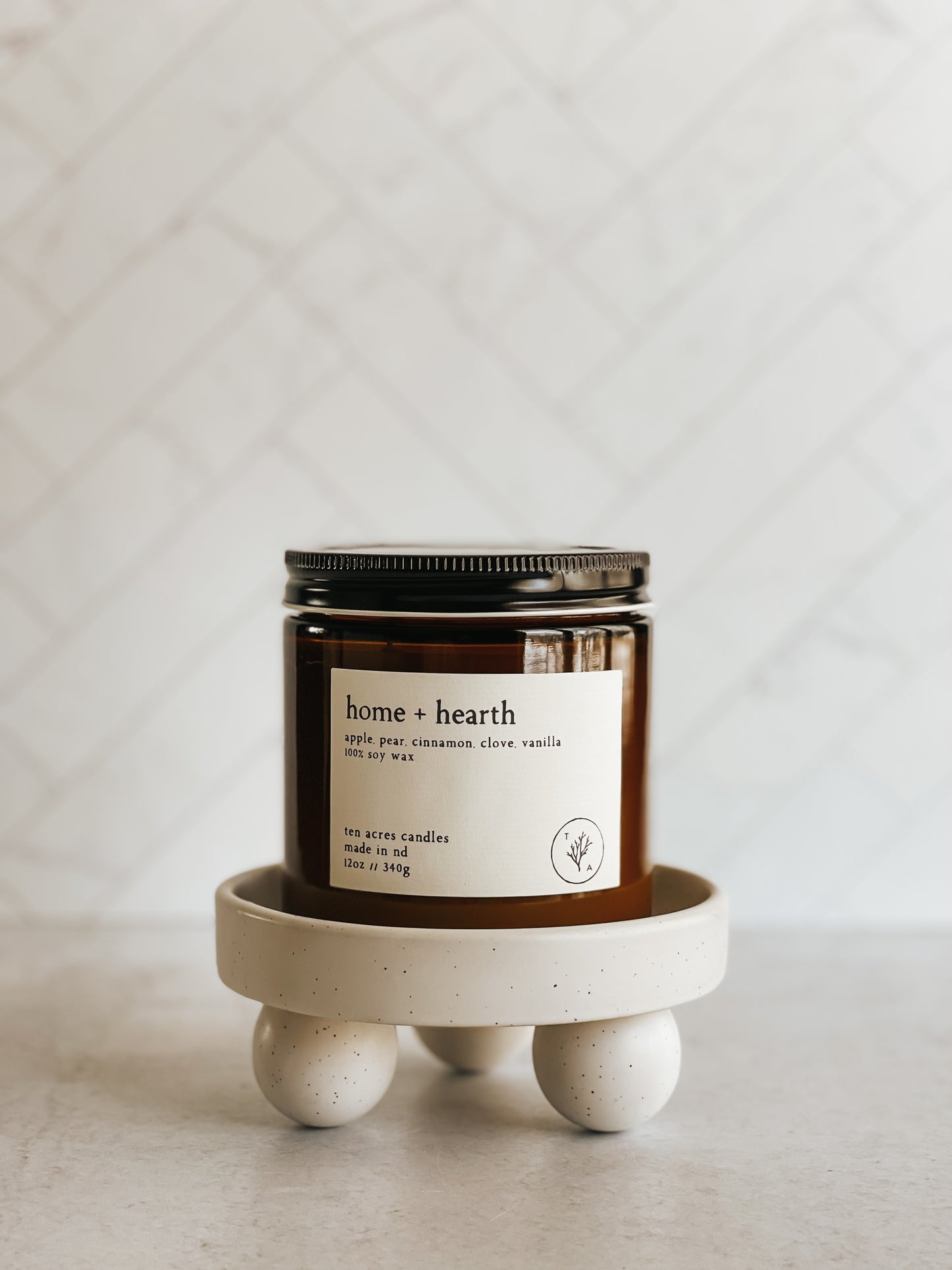 Home + Hearth // 12oz soy candle
