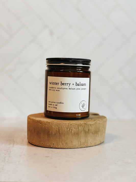 8oz- Winter Berry + Balsam