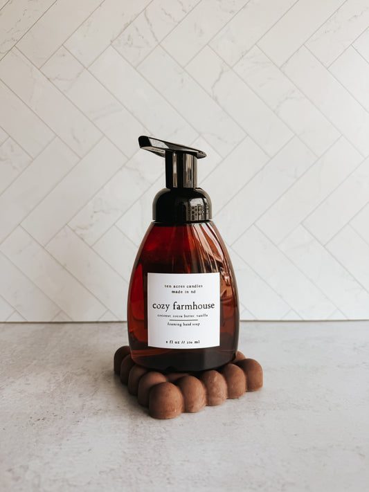 Cozy Farmhouse // foaming hand soap
