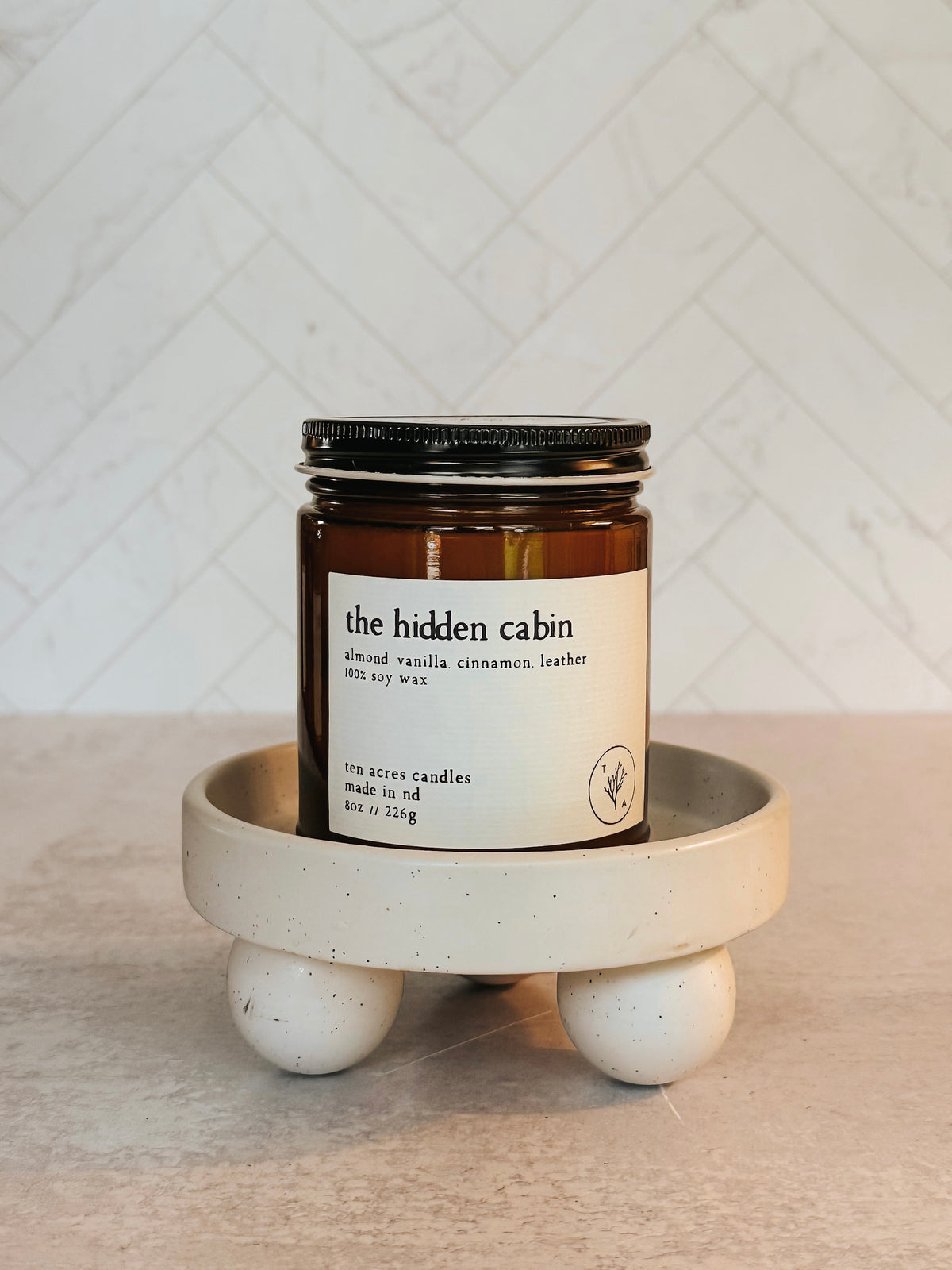 The Hidden Cabin // 8oz soy candle